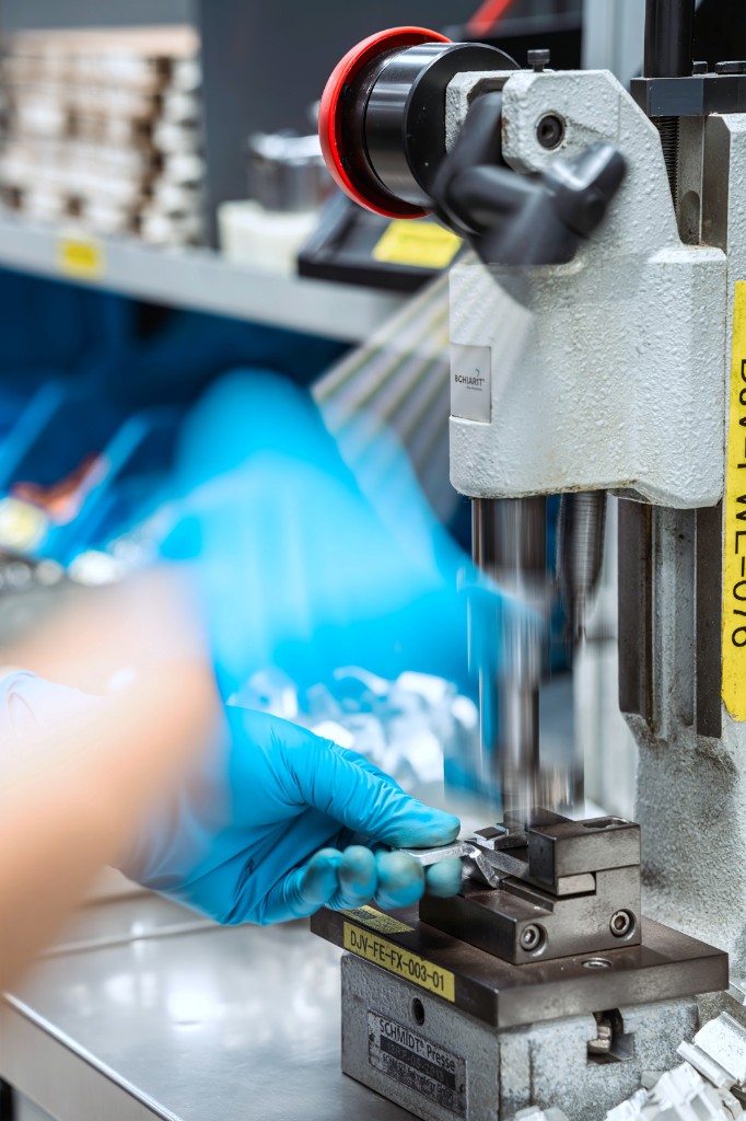 Precision press operation in GEIS manufacturing